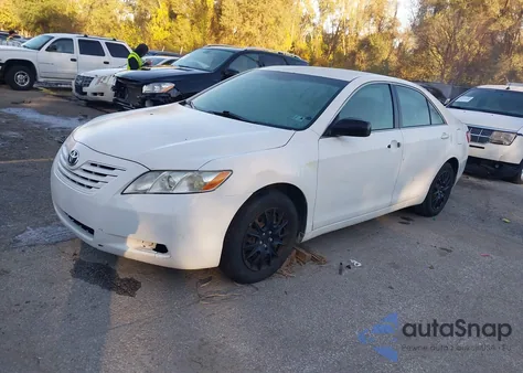 2009 Toyota Camry Le z USA, uszkodzony, nr VIN 4T4BE46K89R095487